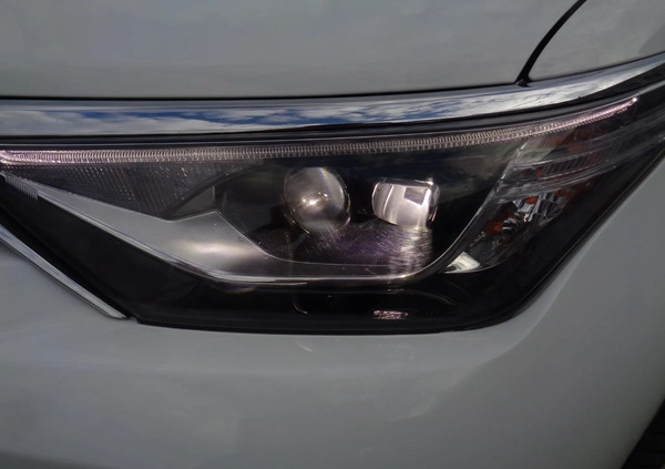 Toyota Auris cena 55900 przebieg: 212000, rok produkcji 2015 z Częstochowa małe 667